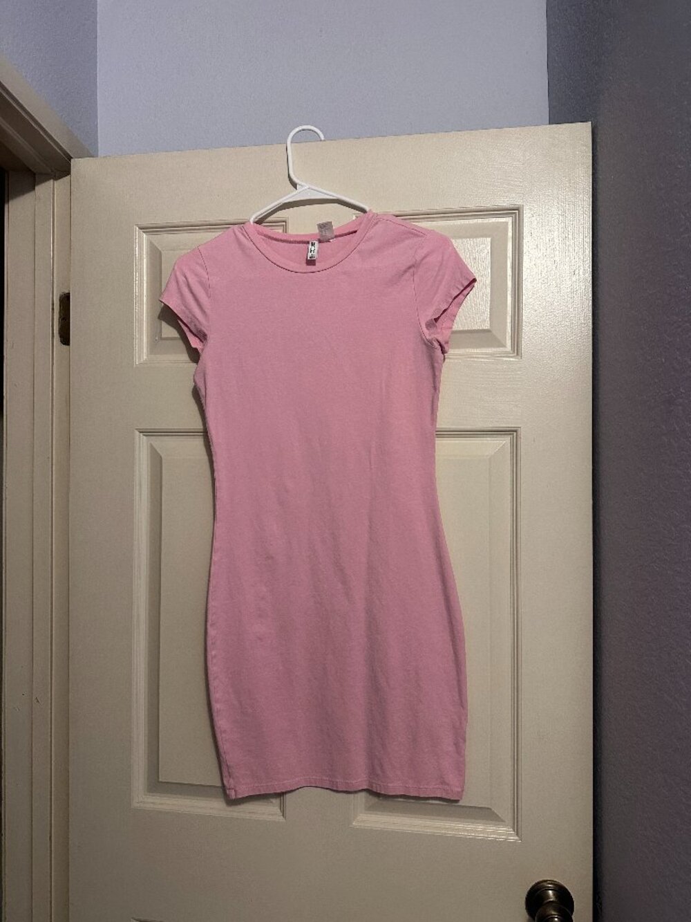 H&M Divided pink T-shirt dress - Size M